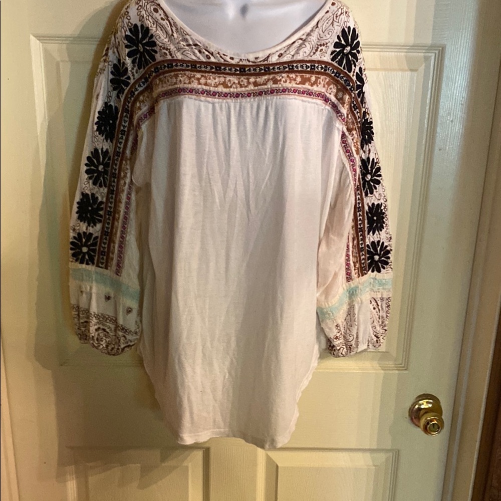 Free People White and Blue Embellished 3/4 Sleeve Blouse